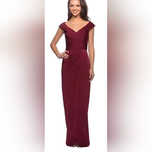 La Femme Surplice Off the Shoulder Column Gown NWT size 18 Burgundy - Picture 1 of 6
